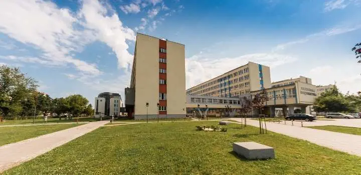 Tak Lolos SPMB? Jangan Khawatir Ini Dia Tips Memilih Sekolah Swasta yang Baik  ‎