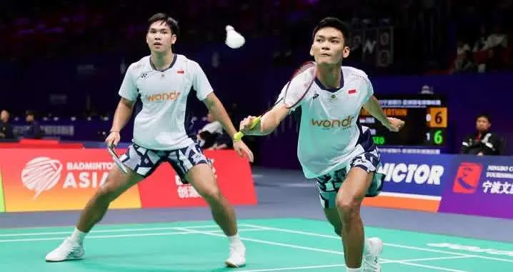 Atasi Wakil Korea Selatan, Daniel-Fikri Raih Tiket Perempatfinal Kejuaraan Bulutangkis Asia 2025  ‎