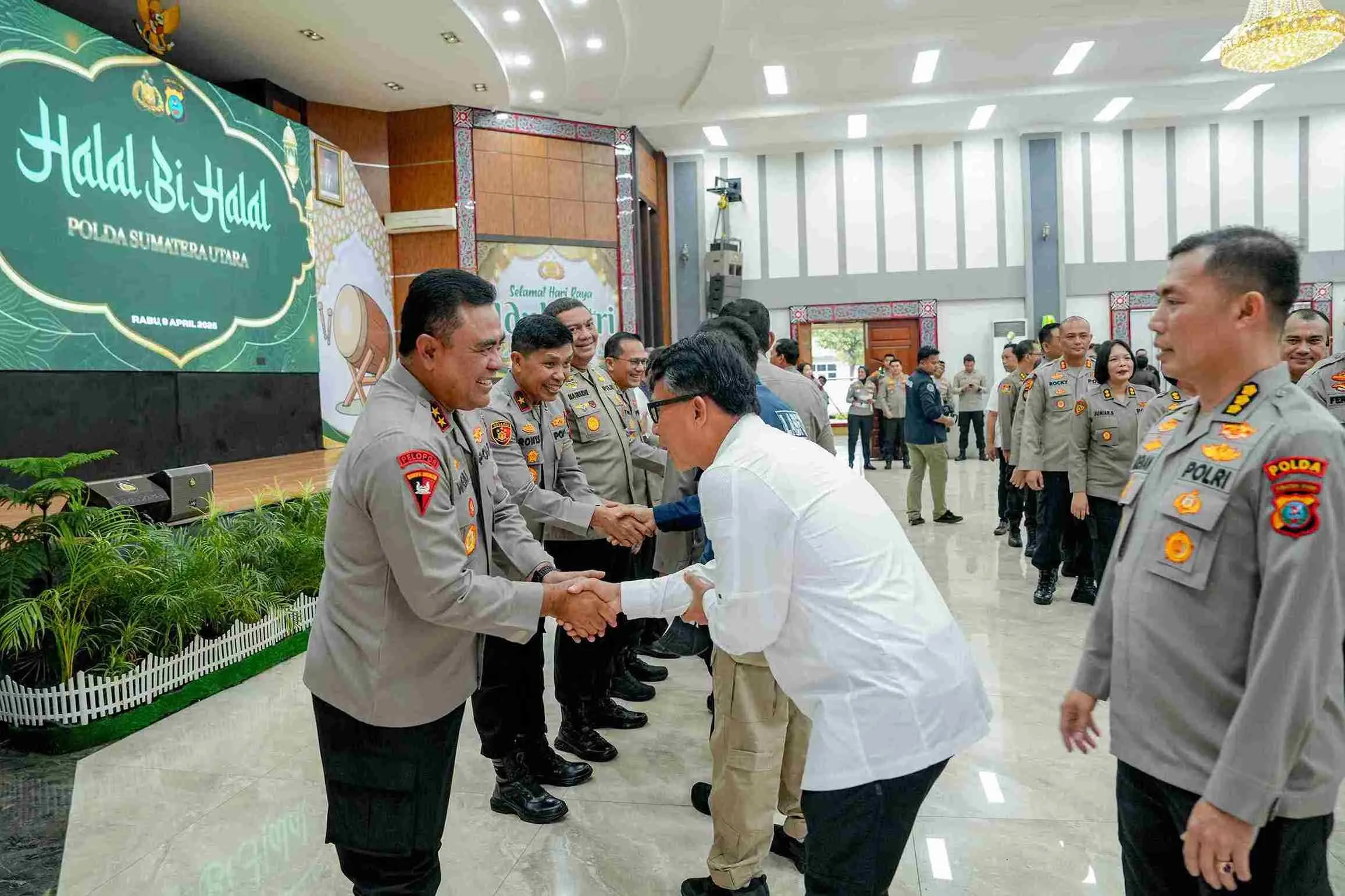 Hangat dan Penuh Kebersamaan, Halal Bihalal Polda Sumut Pererat Hubungan Antar Personel