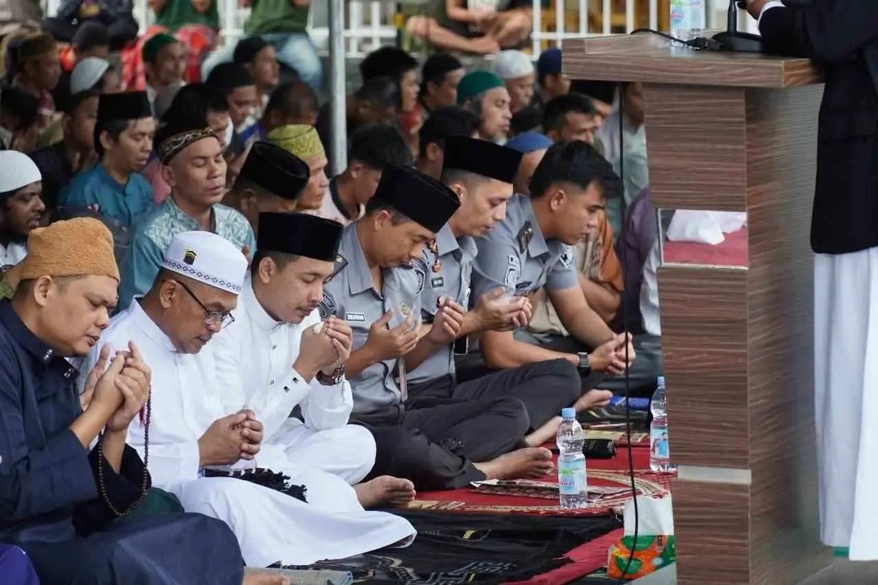 Warga Binaan Rutan Kelas 1 Medan Sholat Idul Fitri 