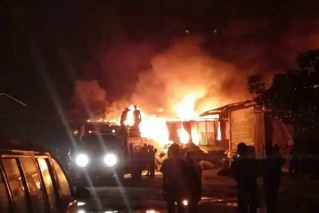 Polisi Selidiki Motif Pembakaran 204 Kios TPO di Tanjung Balai