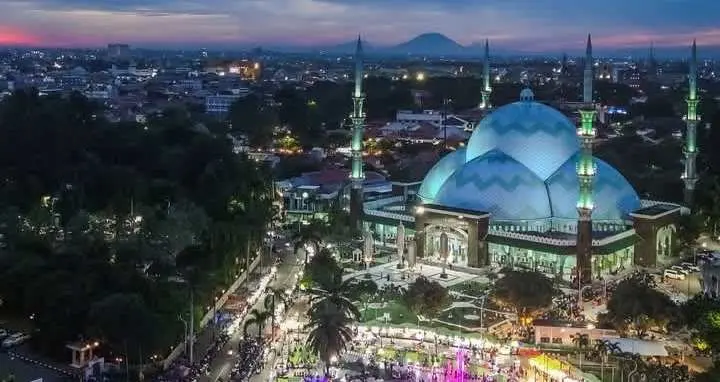 ‎Libur Lebaran 2025 Lebih Berkesan Dengan Datang ke Tempat Wisata Religi di Tangerang, Simak Daftarnya 