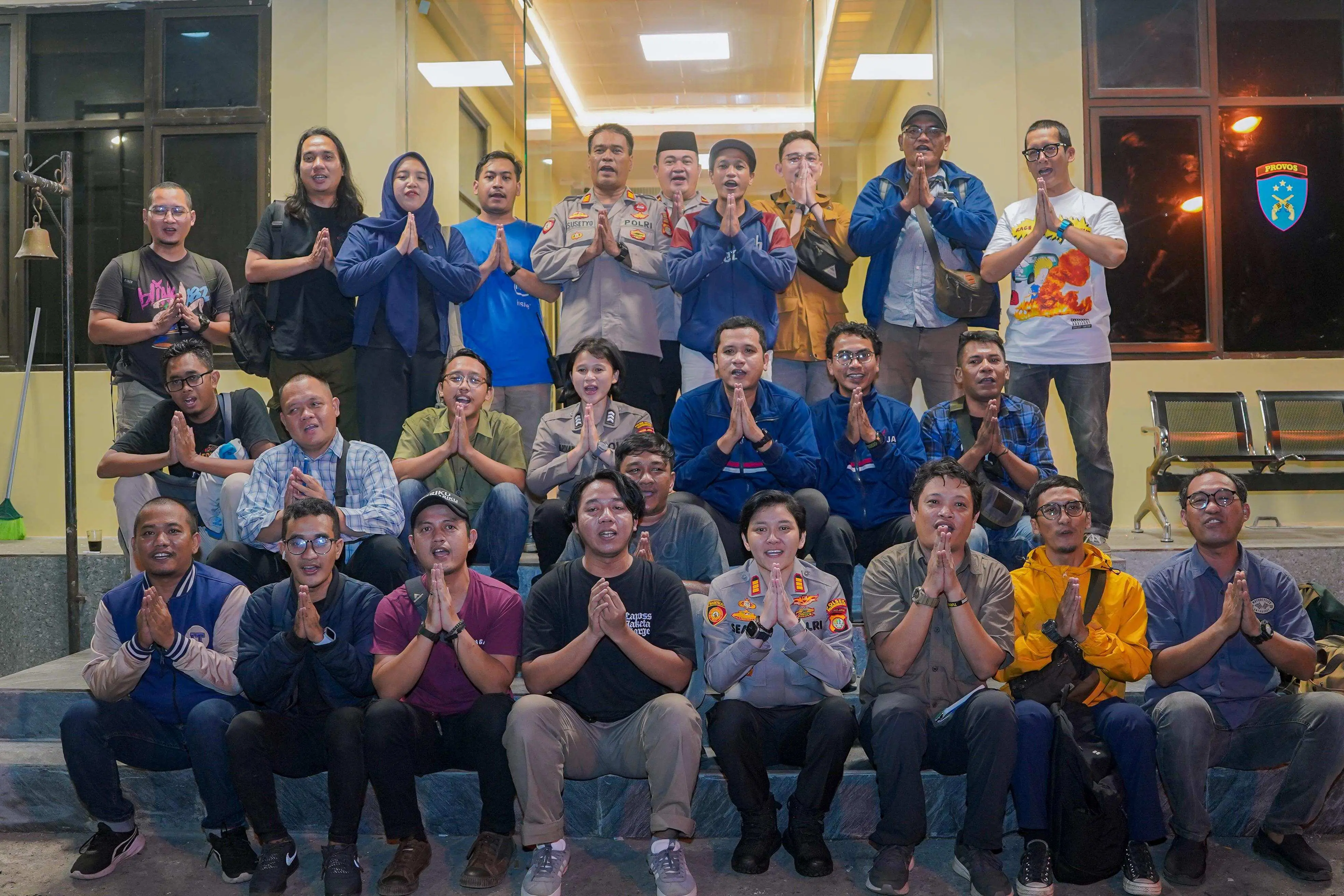 Adakan Buka Puasa Bersama, Kapolsek Pesanggrahan AKP Seala Syah Alam Bersinergi Dengan Awak Media