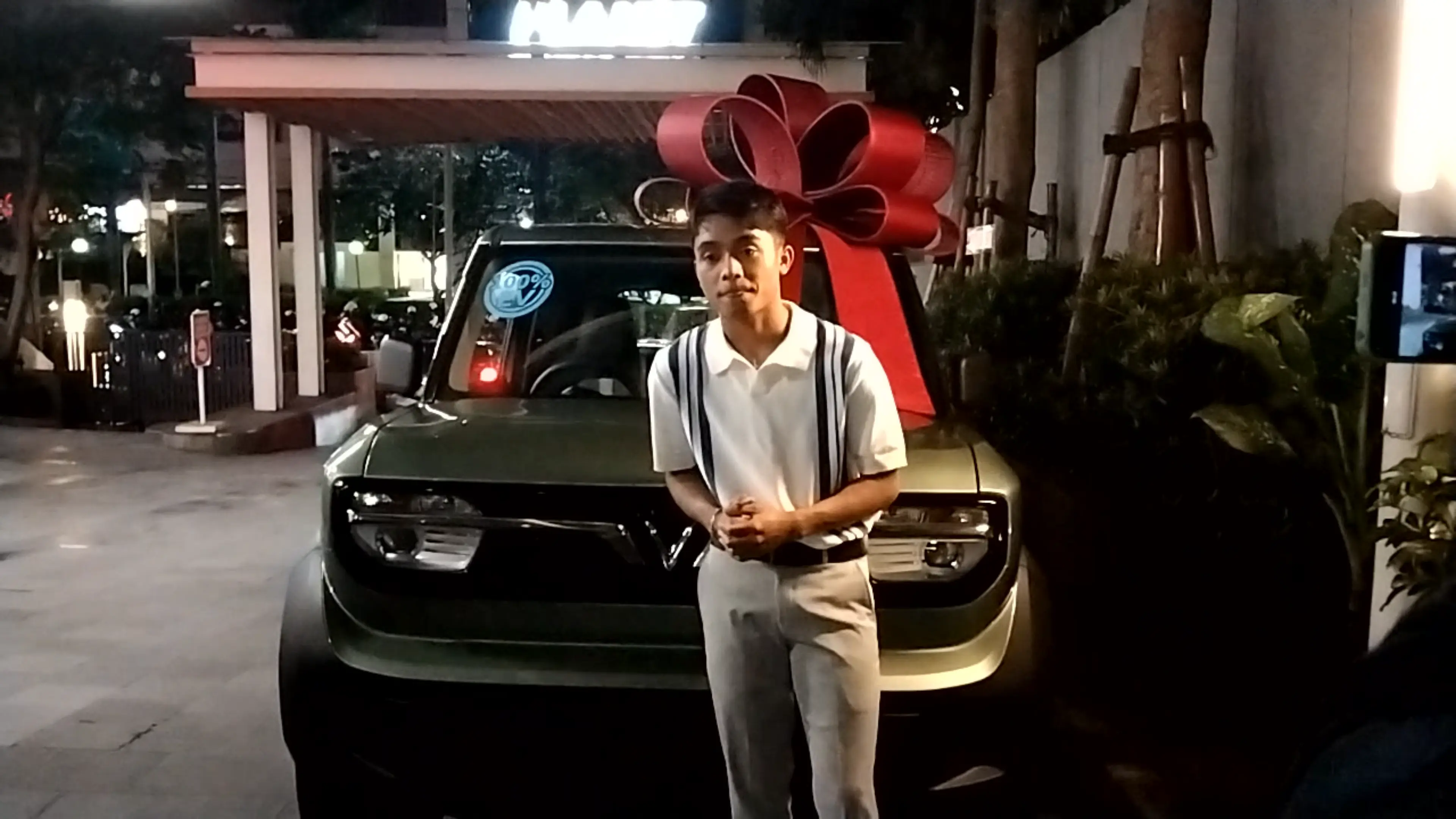 Rayakan Ultah ke-20, Betrand Peto Dapat Hadiah Mobil Mewah