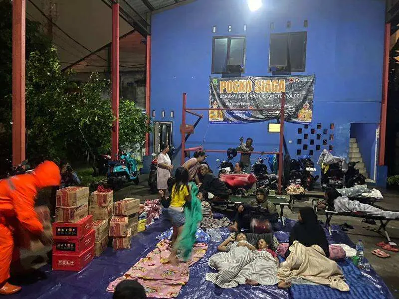 Hujan Lebat Rendam 15 Titik di Kota Tangerang, Pemkot Tangerang Tanggap Darurat