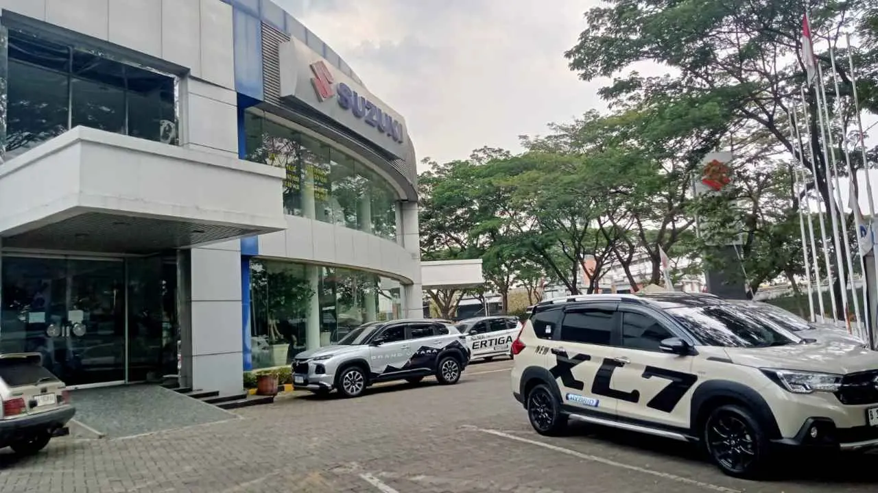 Suzuki Bintaro Indomobil Multi Trada Tebar Promo Menarik