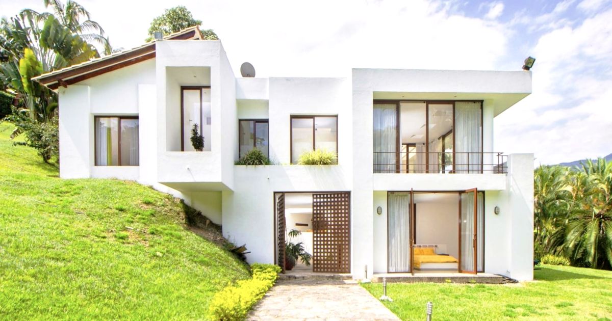 Panduan Cerdas Memiliki Rumah: Investasi Sehat Penghalang Jajanan Mahal